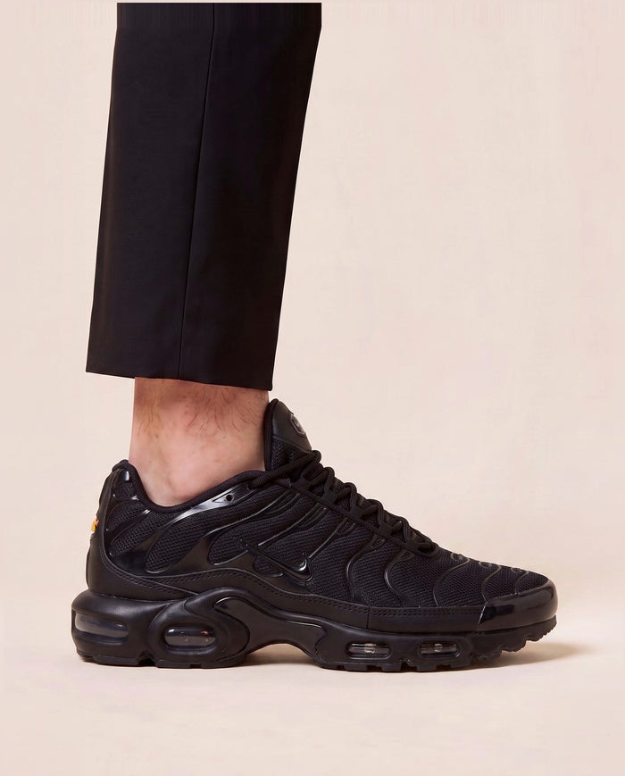 Nike Air Max Plus TN Triple Black športni copati