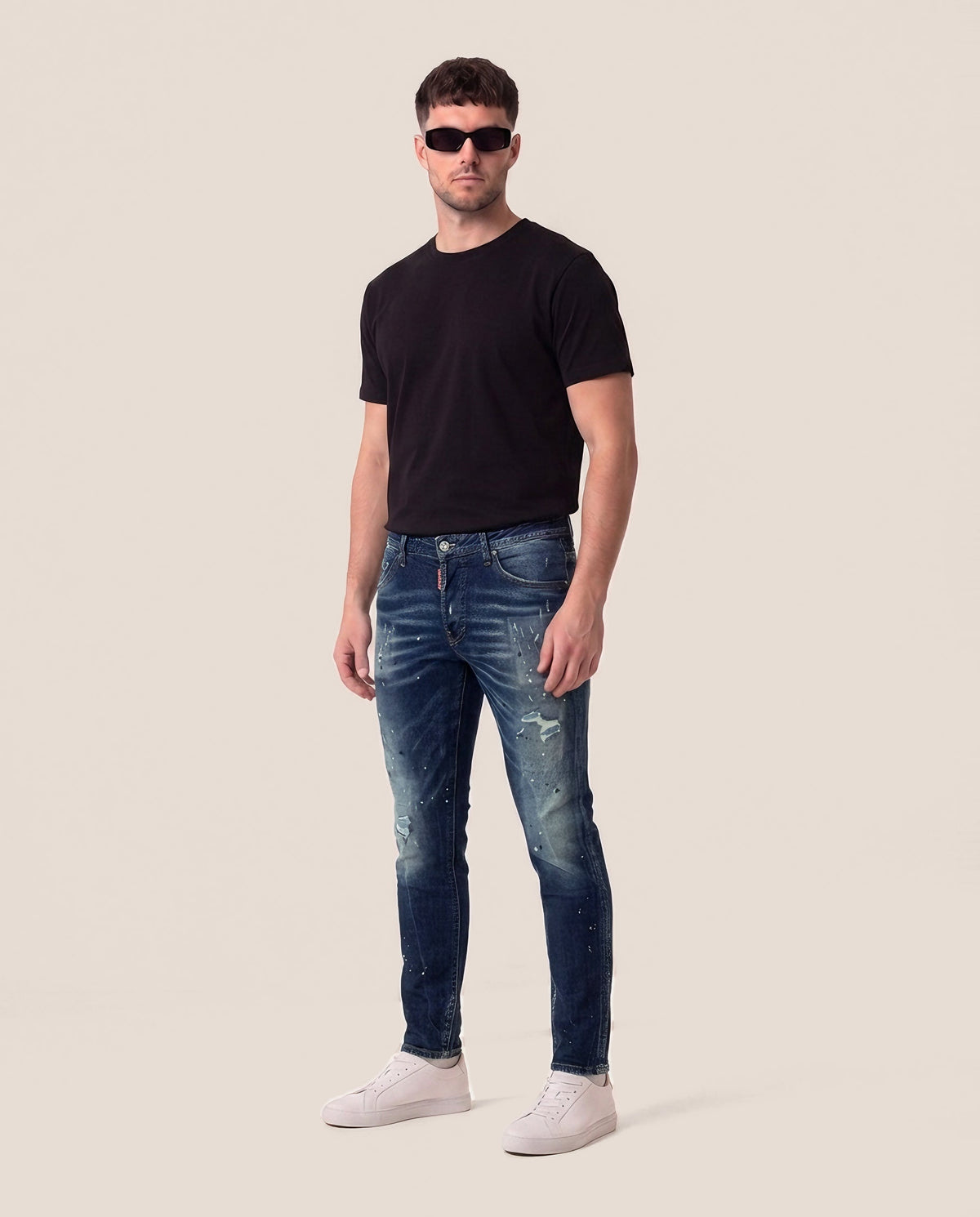 Dsquared2 temno modre kavbojke s packami barve, sprednji pogled