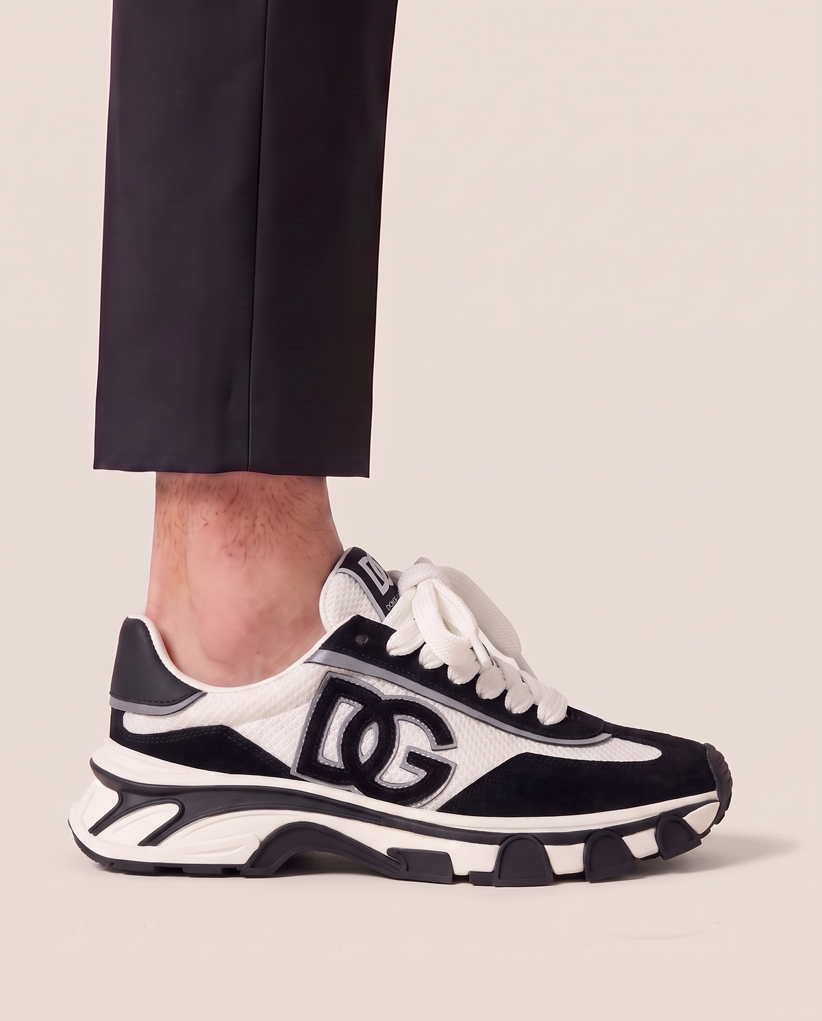 Dolce & Gabbana superge bele s črnim DG